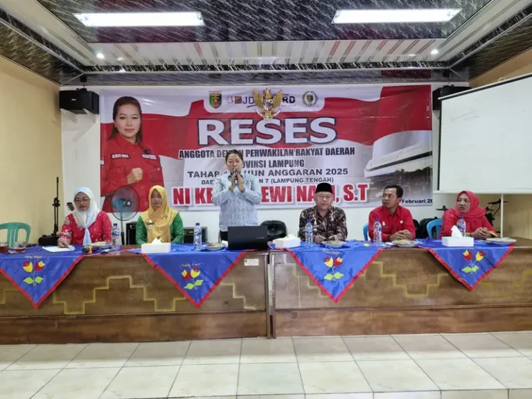 Serap Aspirasi Masyarakat Kampung Tanjung Kerajan, Dewi Nadi Diminta Perbaikan Infrastruktur Sampai Kantor Desa