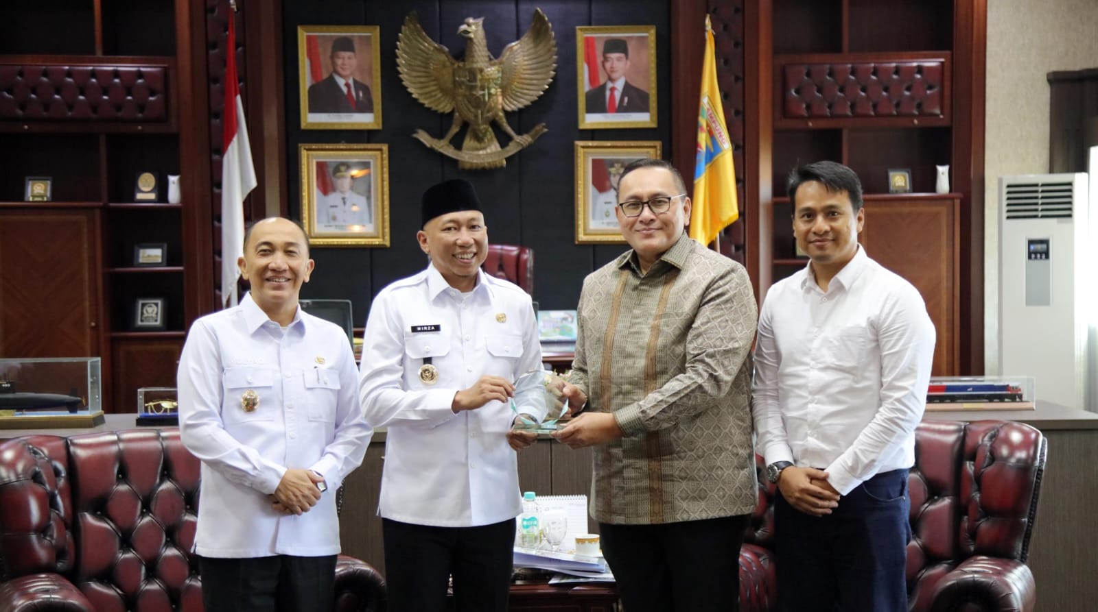 Gubernur Mirza Terima Investor Malaysia, Rencana Kembangkan Proyek Pengolahan Sampah Menjadi Energi dan Pembangkit Listrik Berbasis Limbah Pertanian