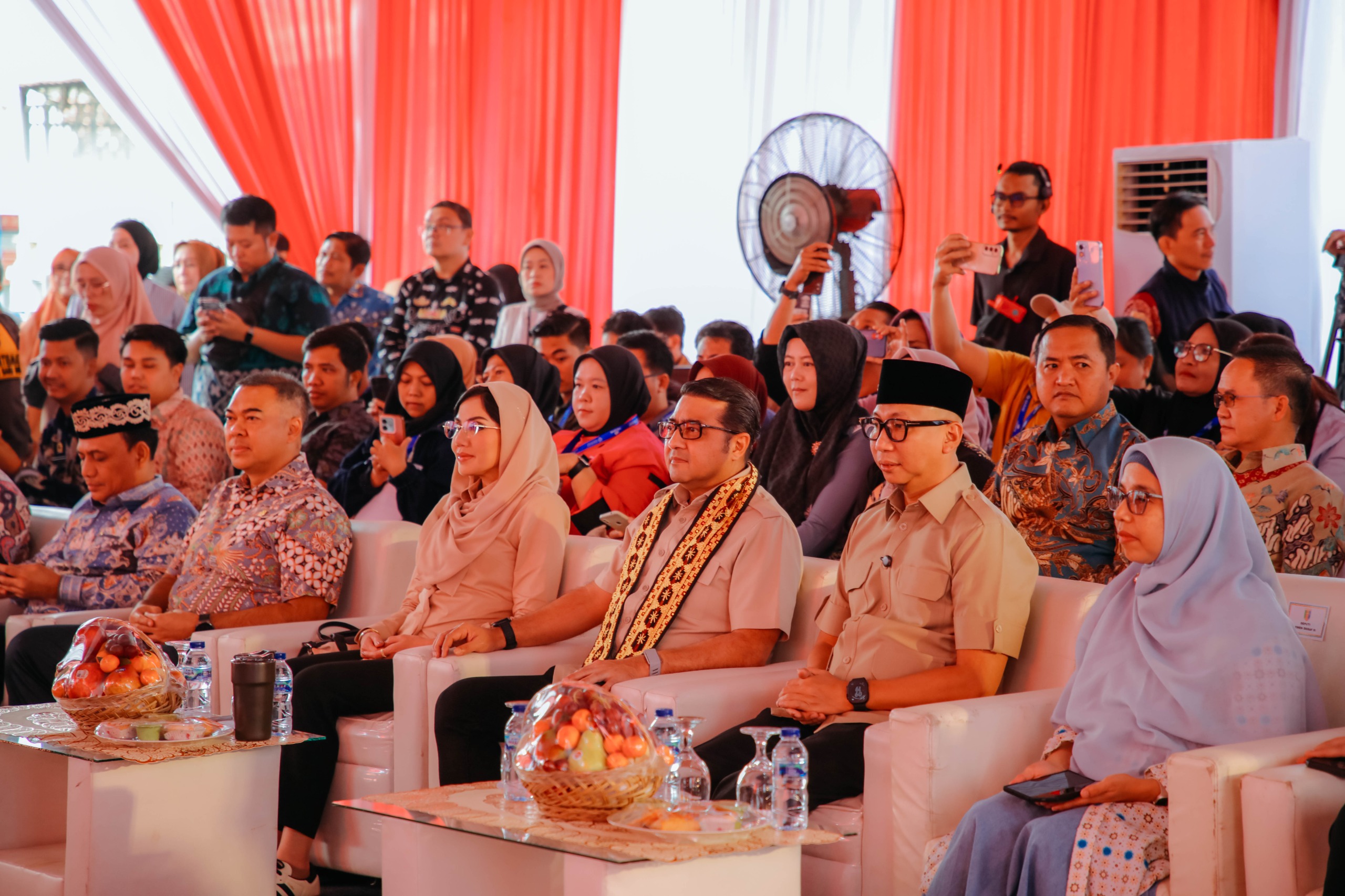 Gubernur Dampingi Menteri Ekonomi Kreatif Teuku Riefky Harsya Pada Dua Agenda Strategis Di Provinsi Lampung