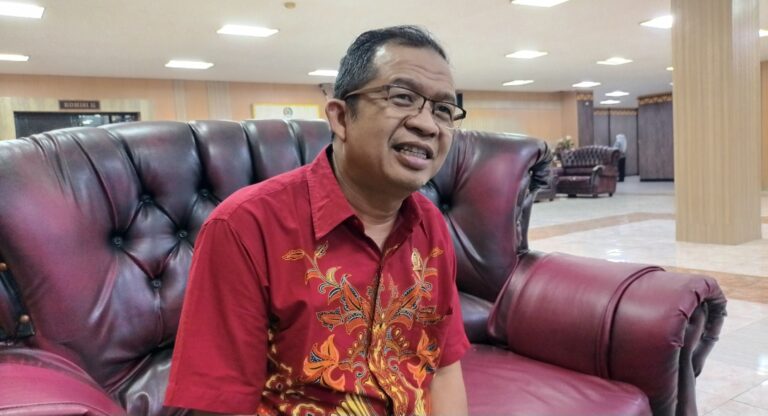 Jalan Rusak dan Masalah Irigasi Menjadi Konsen Masyarakat Pada Reses Anggota DPRD Lampung Yusnadi