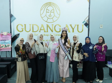 Resmikan Gudang Ayu Cosmetics, Ketua TP. PKK Provinsi Lampung Dorong Wirausaha dan Penyerapan Tenaga Kerja