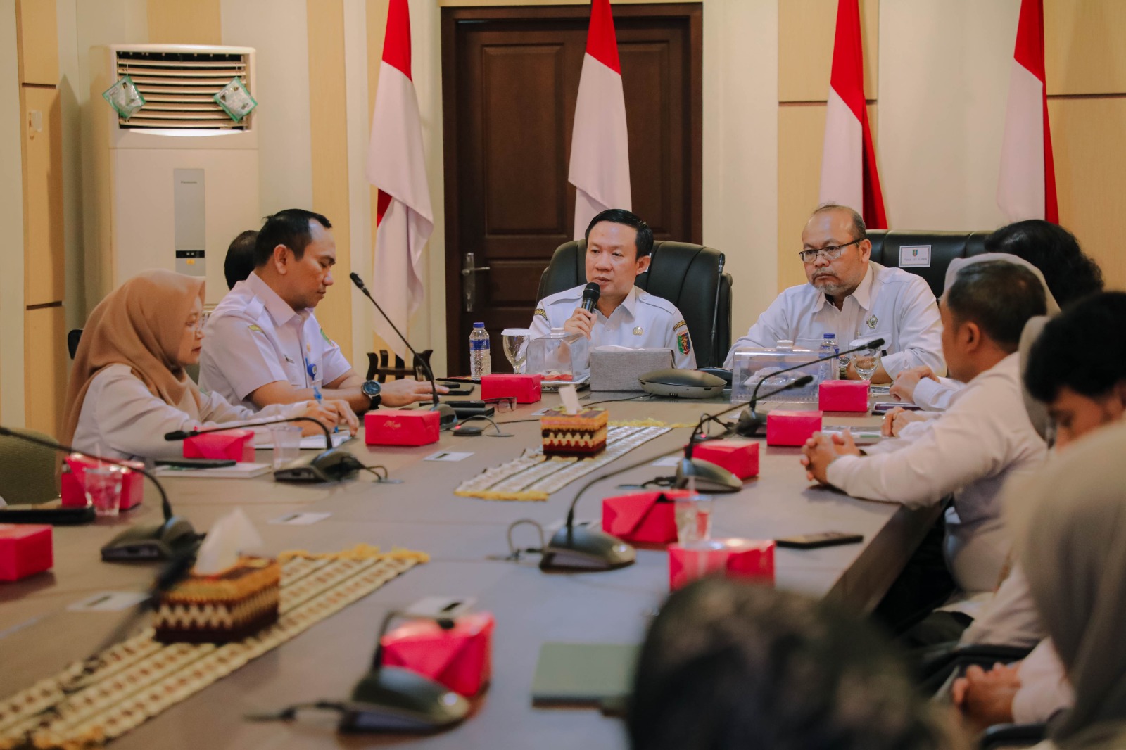 Sekdaprov Pimpin Entry Meeting Pemeriksaan Interim LKPD 2025 Oleh BPK Lampung