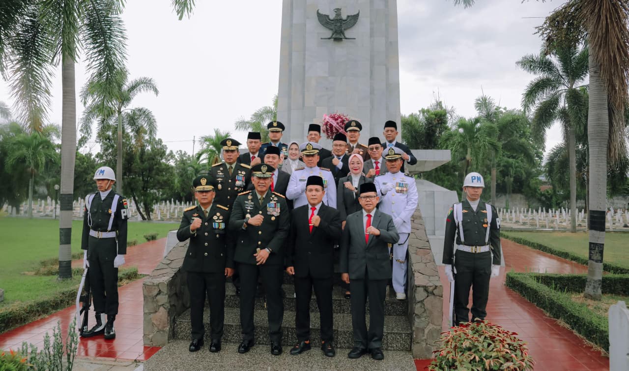 Upacara Ziarah Nasional di TMP Tanjung Karang, Wujud Penghormatan Kepada Para Pahlawan Bangsa