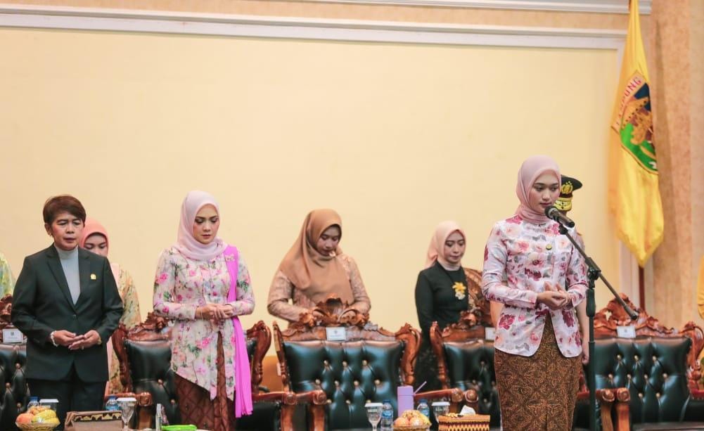 Wagub Jihan Nurlela Kobarkan Semangat Persatuan Membangun Lampung dalam Upacara Peringatan Hari Kartini 2025